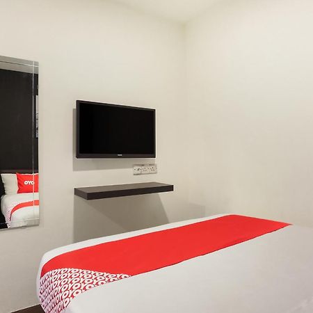 Oyo 90460 Hotel Kl2F Rest & Go Shah Alam Exterior foto