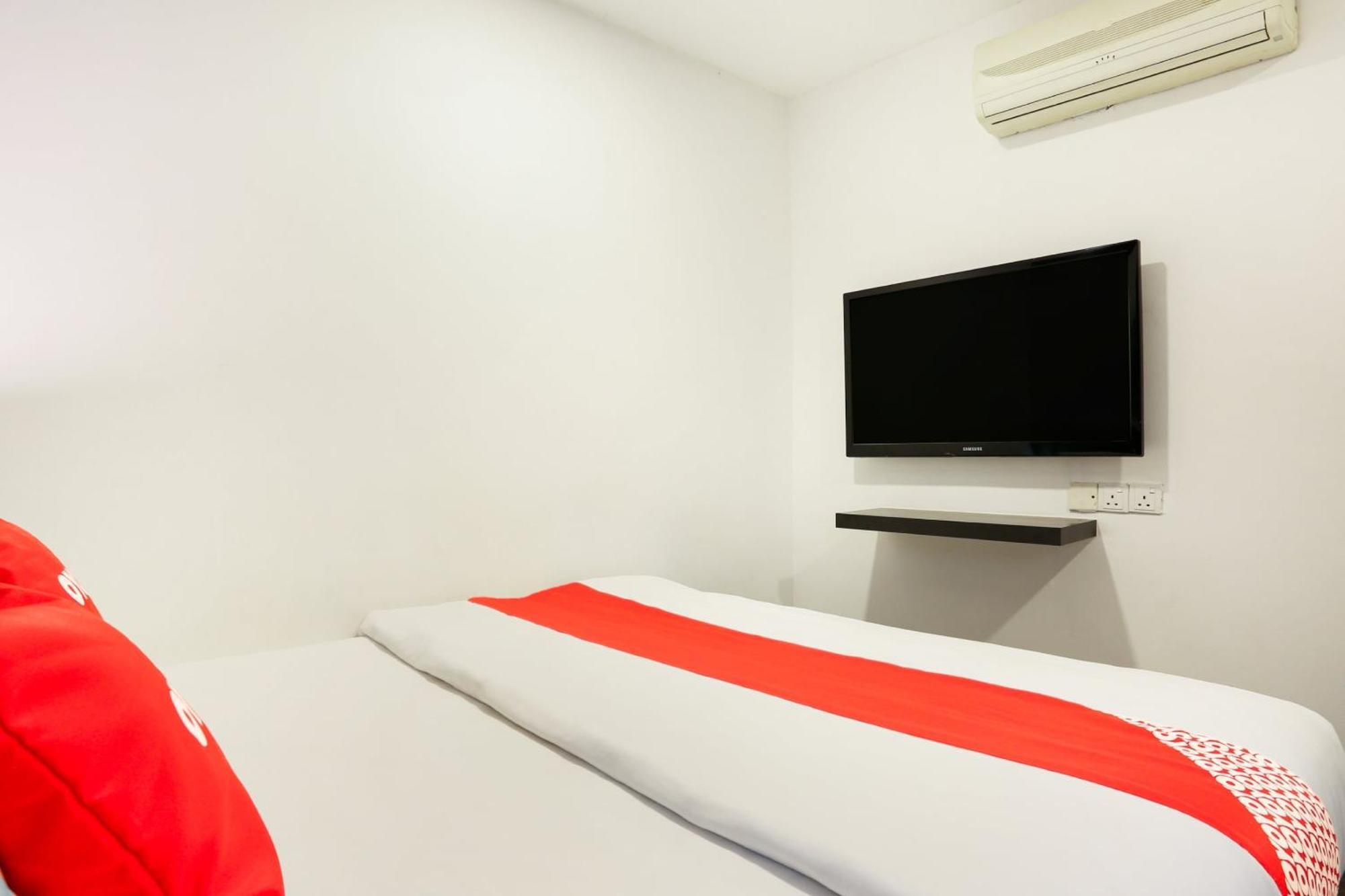 Oyo 90460 Hotel Kl2F Rest & Go Shah Alam Exterior foto